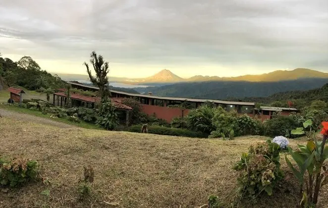 Superior Tek Büyük Yataklı Oda, 2 Çift Kişilik Yatak, Dağ Manzaralı