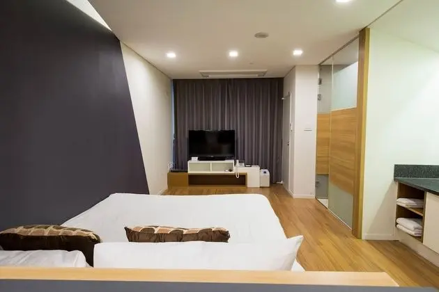 Deluxe Tek Büyük Yataklı Oda