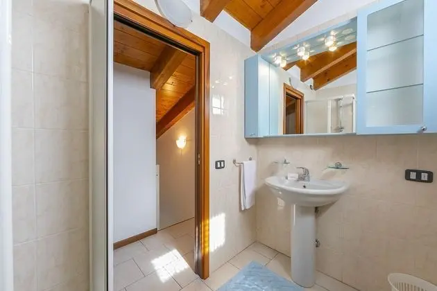 Family Apart Daire, 1 Çift Kişilik Yatak ve Çekyat, 2 Banyolu (VistaLago Green Residence 100mt From)