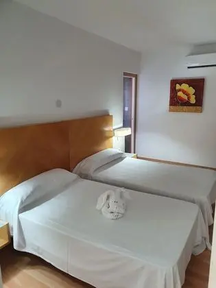 Büyük Yataklı Tek Kişilik Oda