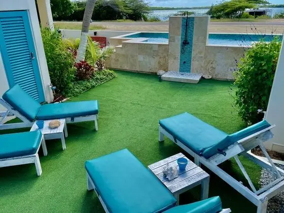 Queen Suite with Ocean View Terrace