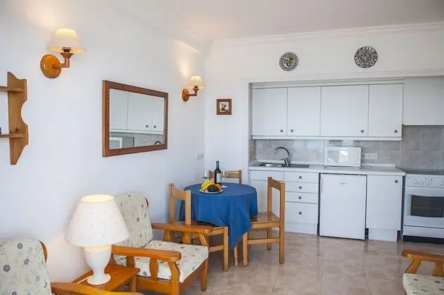 Standard Apart Daire, Balkon, Deniz Manzaralı