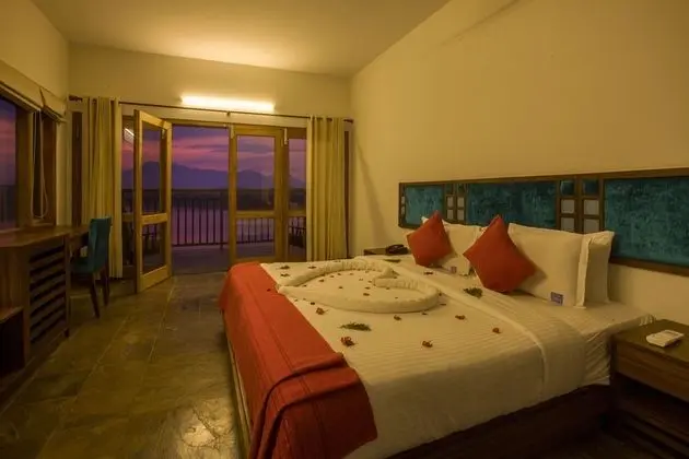 Luxury Villa, Göl Manzaralı