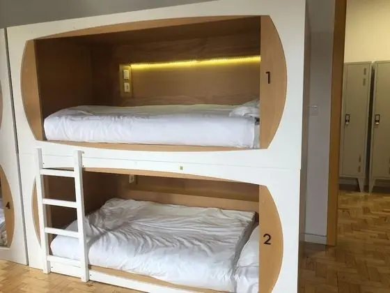 Ortak Ranzalı Oda (Bed in 8-Bed Dormitory with Balcony)