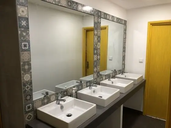 Ortak Ranzalı Oda (Bed in 8-Bed Dormitory with Balcony)