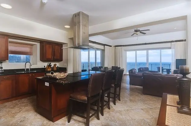 Luxury Apart Daire, 3 Yatak Odası, Okyanus Manzaralı, Okyanusa Sıfır
