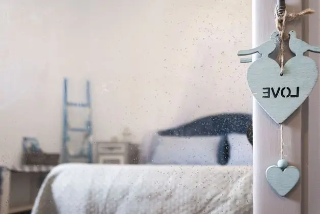 Tek Büyük veya İki Ayrı Yataklı Oda, Özel Banyo, Denize Bakan