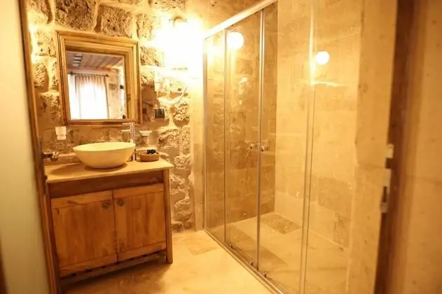 Deluxe Room, Jakuzili