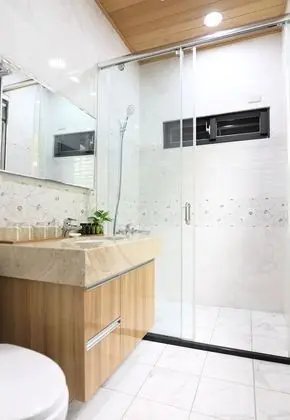 Dört Kişilik Oda, 2 Çift Kişilik Yatak, Sigara İçilmez
