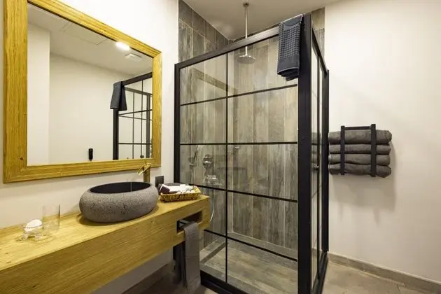 Deluxe Çift Kişilik Oda, Deniz Manzaralı, Şömineli ve Balkonlu