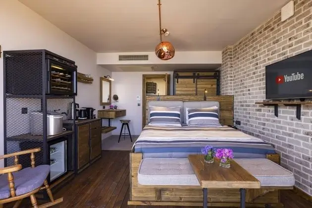 Deluxe Çift Kişilik Oda, Deniz Manzaralı, Şömineli ve Balkonlu