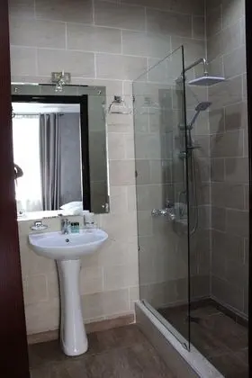 İki Ayrı Yataklı Oda, 2 Tek Kişilik Yatak