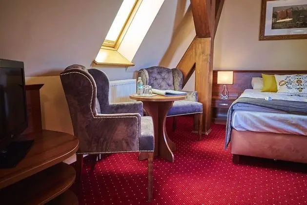 Standard Tek Büyük Yataklı Oda