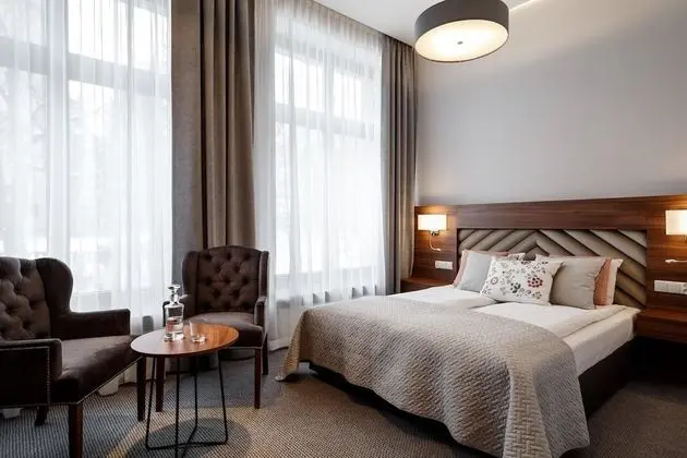 Standard Tek Büyük Yataklı Oda