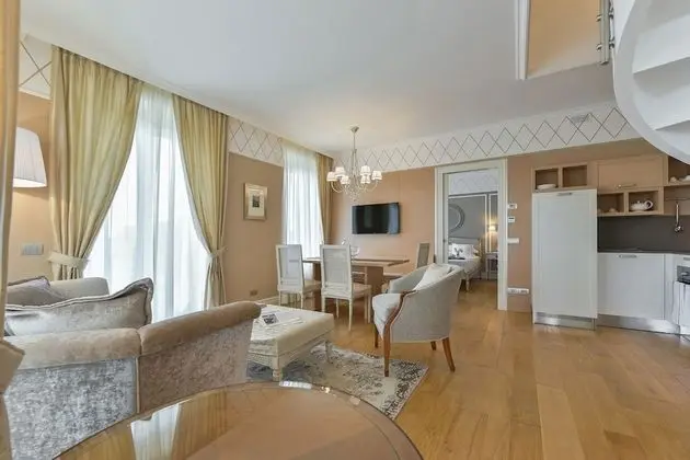 Deluxe Apart Daire, 2 Yatak Odası, Üzüm Asması Manzaralı, Kule