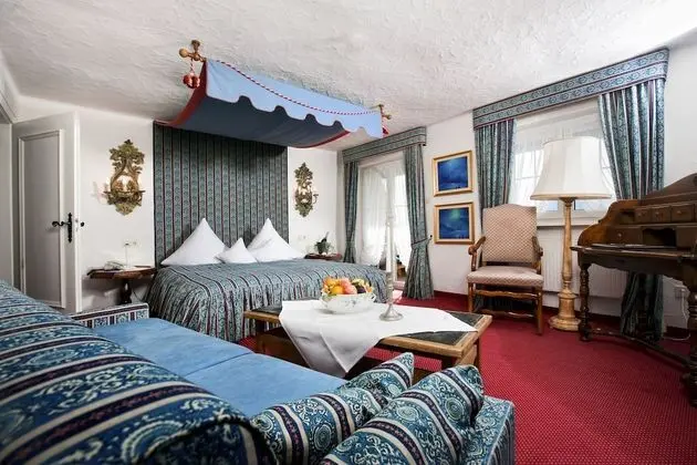 Junior Süit (Burgherr Junior Suite)