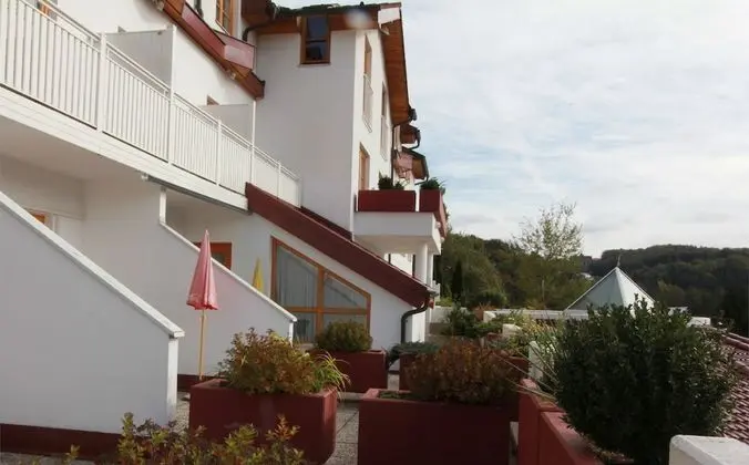 Tek Büyük Yataklı Oda, Balkon