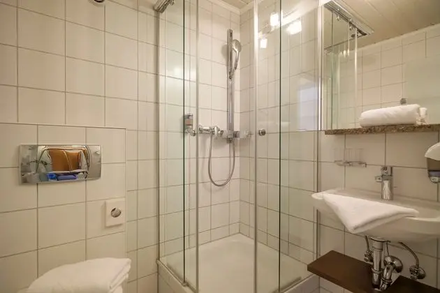Comfort Tek Büyük Yataklı Oda, 1 Yatak Odası, Balkon, Dağ Manzaralı