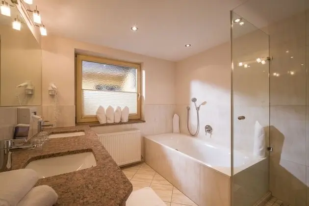 Süit, 1 Yatak Odası, Balkon, Resort Manzaralı
