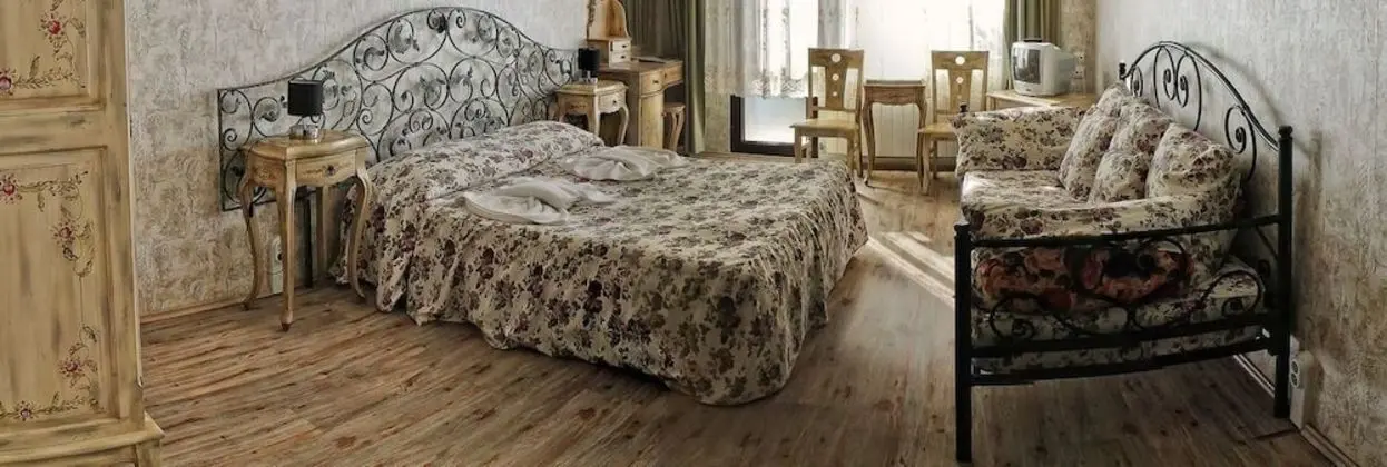 Deluxe Tek Büyük veya İki Ayrı Yataklı Oda, Balkon, Dağ Manzaralı