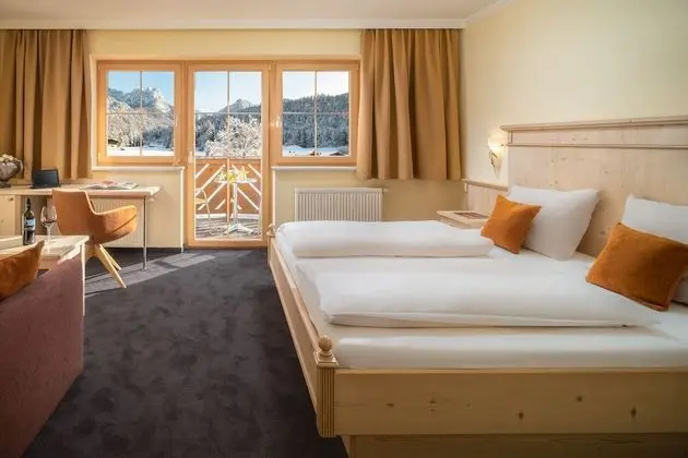 Superior Büyük Yataklı Tek Kişilik Oda, Balkon