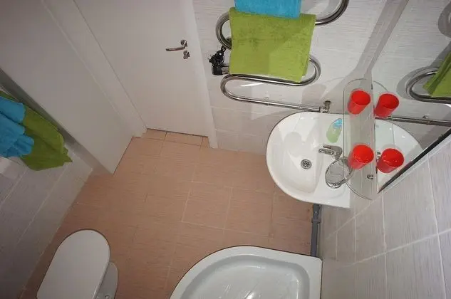 Economy Tek Büyük Yataklı Oda, Ortak Banyo