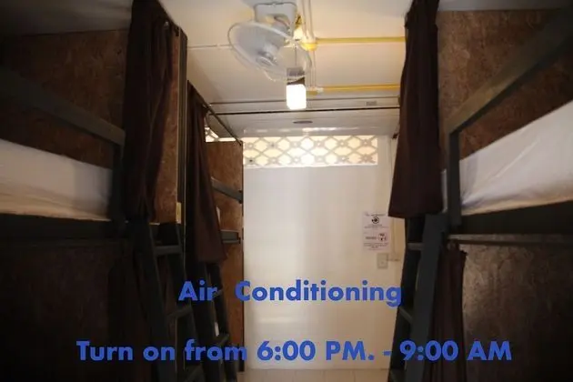 6-Bed Mixed Dormitory Room