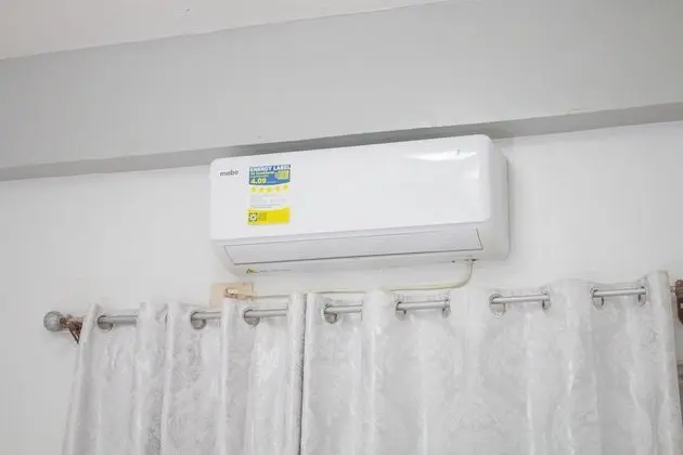 Deluxe Tek Büyük Yataklı Oda (Airconditioned)