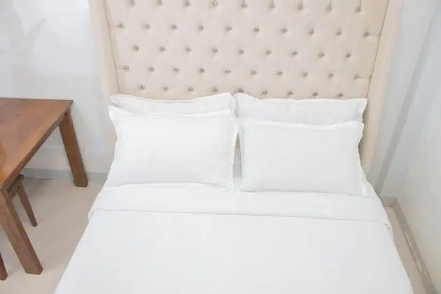 Deluxe Tek Büyük Yataklı Oda (Airconditioned)