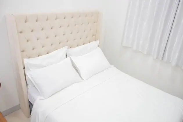Deluxe Tek Büyük Yataklı Oda (Airconditioned)