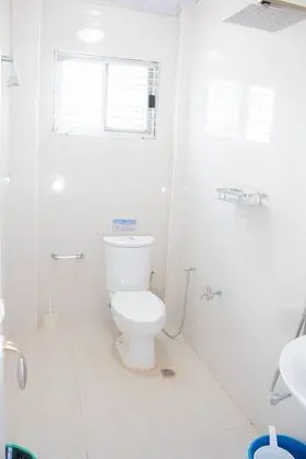 Deluxe Tek Büyük Yataklı Oda (Airconditioned)