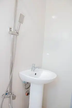 Deluxe Tek Büyük Yataklı Oda (Airconditioned)