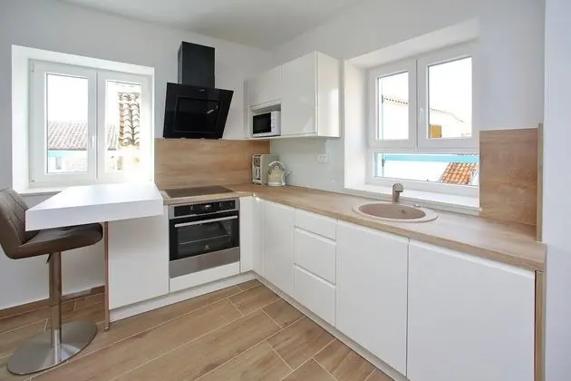 Luxury Penthouse (2 Bedrooms) with Sea view and Hot Tub