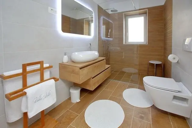 Luxury Penthouse (2 Bedrooms) with Sea view and Hot Tub