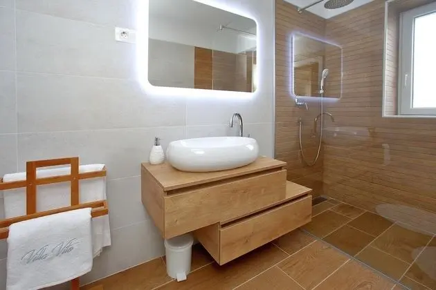 Luxury Penthouse (2 Bedrooms) with Sea view and Hot Tub