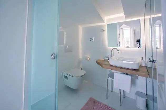 Luxury Penthouse (2 Bedrooms) with Sea view and Hot Tub