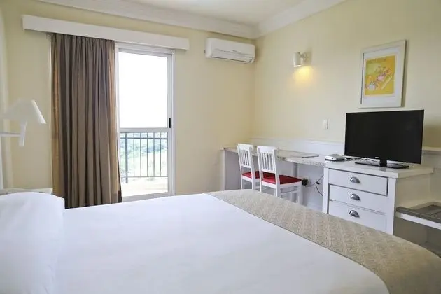 Apartamento King, Vista para a Piscina