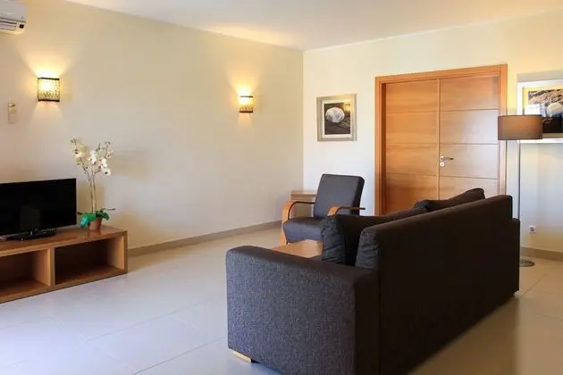 Apartment 1 Bedroom, Family