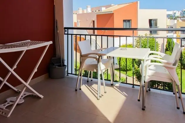 Apartment 1 Bedroom, Family
