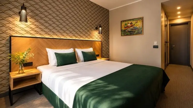 Luxury Tek Büyük Yataklı Oda