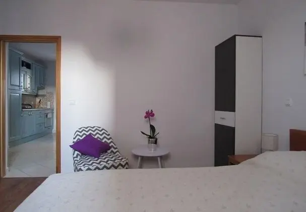 Apart Daire (Vitris - 50 m from sea - A2(4+2))