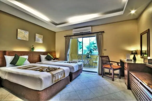 1 Çift Kişilik Veya 2 Tek Kişilik Yatak Superior Pool View