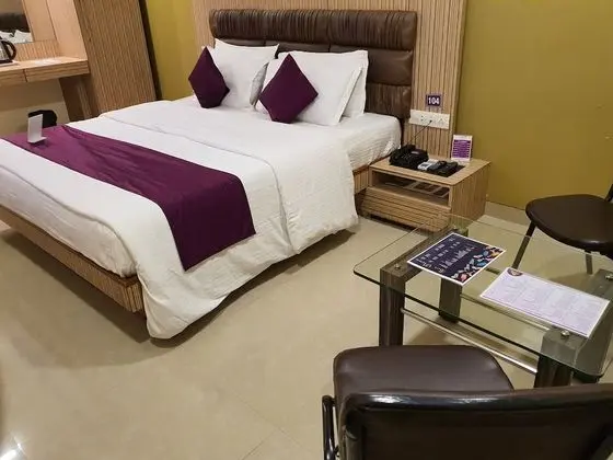 Deluxe Büyük Yataklı Tek Kişilik Oda, 1 Yatak Odası, Sigara İçilmez, Şehir Manzaralı