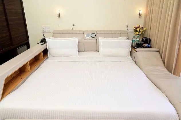 Premium Tek Büyük Yataklı Oda, Şehir Manzaralı