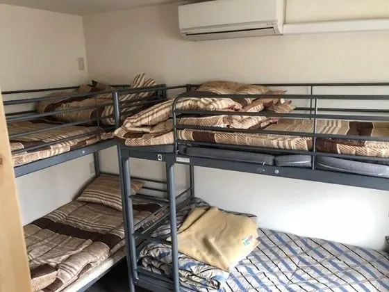 Ortak Ranzalı Oda, Sadece erkekler için