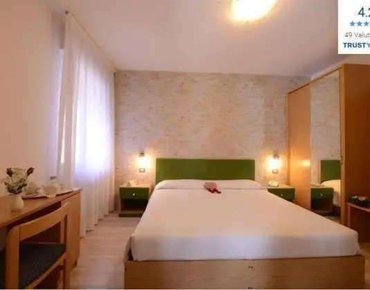 Tek Büyük veya İki Ayrı Yataklı Oda