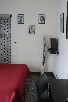 Üç Kişilik Oda