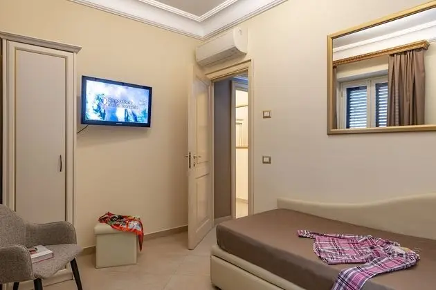 Family Oda, Şehir Manzaralı (201)