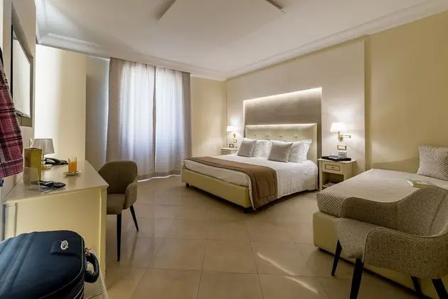 Luxury Tek Büyük veya İki Ayrı Yataklı Oda, Şehir Manzaralı (203)