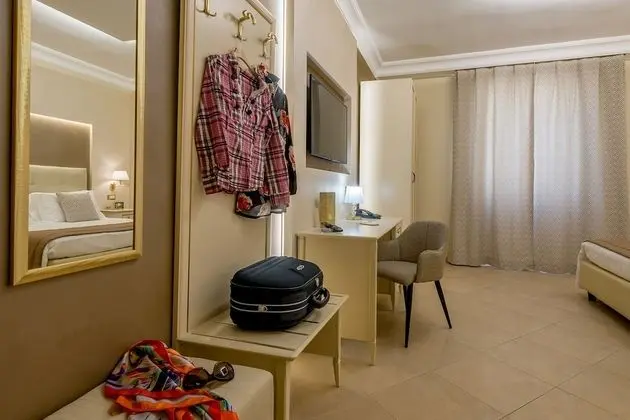 Luxury Tek Büyük veya İki Ayrı Yataklı Oda, Şehir Manzaralı (203)